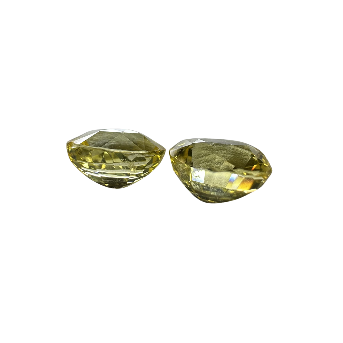 Yellow Sapphire Pair - Yellow (Un-Heated) 4.04Ct